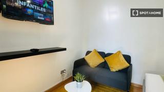 Miete Etagenwohnung in Embajadores-Lavapiés. Estudio en alquiler en embajadores, madrid