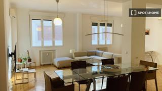 Location Appartement à Universidad-Malasaña. Apartamento de 2 dormitorios en alquiler en palacio, madrid