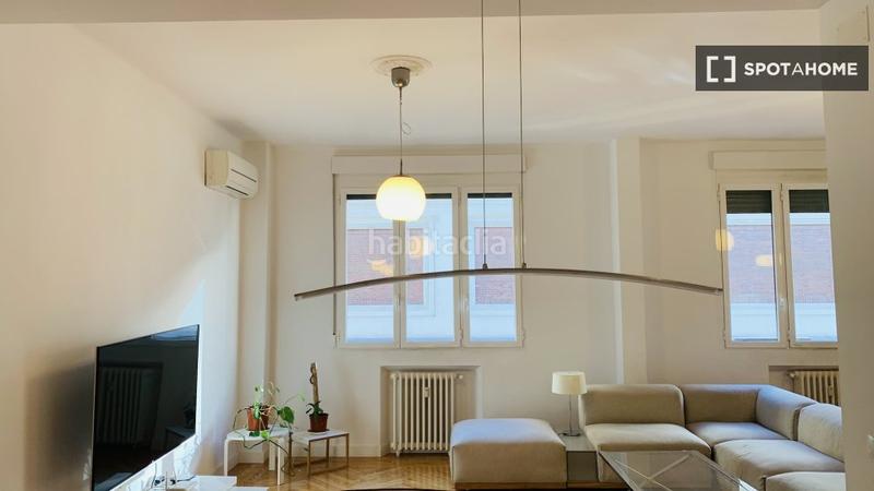 Foto 4d664cf5-32b8-42c3-80c1-2712b0548c88. Rent flat with heating in Universidad-Malasaña Madrid