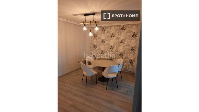 Foto f153a30d-a8f6-4354-9fb7-dd46939ba8d4. Alquiler piso  de 3 habitaciones en alquiler en Trafalgar, en Madrid