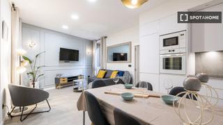 Lloguer Pis a Universidad-Malasaña. Apartamento de 2 dormitorios en alquiler en universidad, madrid