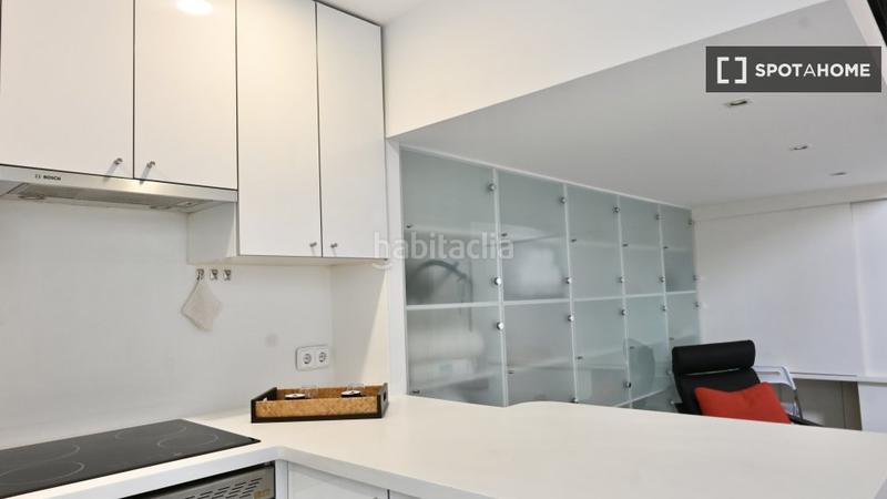 Foto 0c8d3e54-7b94-4164-8572-0389e2e14b4c. Alquiler piso estudio en alquiler en Sol, en Sol Madrid