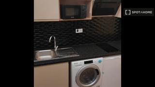 Rent Flat in Canillejas. Estudio en alquiler en canillejas, madrid.