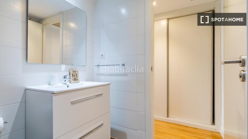 Foto 2c1617bf-88bf-4eff-91f0-c01db87e4166. Lloguer pis amb calefacció a Adelfas Madrid