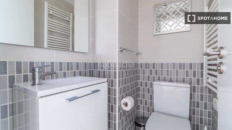 Foto 7568e9d7-b580-4a6a-9bde-f68c01cbeac5. Lloguer pis amb calefacció a Adelfas Madrid