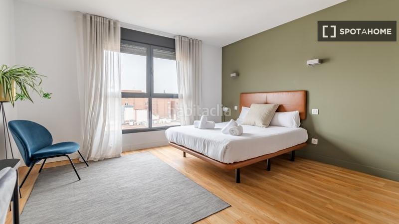 Foto c7a660ff-4d93-436d-8732-3a93134401d0. Lloguer pis amb calefacció a Adelfas Madrid