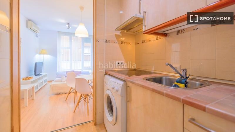 Foto 4fb04ad1-6645-4696-92fc-f4d7e7ab2375. Alquiler piso estudio en alquiler en Valdeacederas, en Madrid