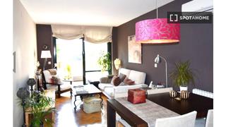 Lloguer Pis a Avenida Europa. Apartamento dúplex de 2 dormitorios en alquiler en madrid