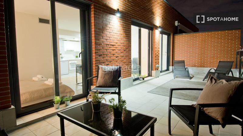 Foto a20996c1-7b5b-41ce-a7ad-121a4d1afdd8. Lloguer pis amb calefacció a Adelfas Madrid