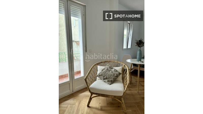 Foto f75f9fec-1aba-4664-a51a-9f894ad35712. Alquiler piso estudio en alquiler en ríos rosas, en Madrid