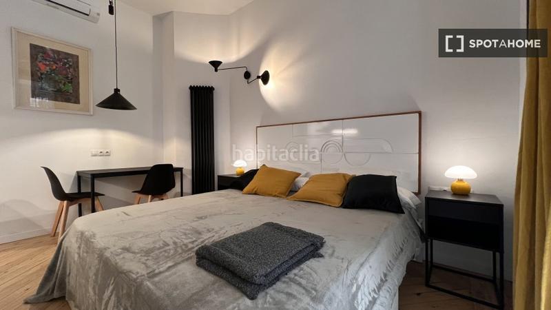 Foto 4debfe3a-4992-4ae1-b14f-7a08ccbb1397. Alquiler piso estudio en alquiler en cortes, en Cortes-Huertas Madrid