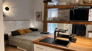 Location Appartement à Cortes-Huertas. Estudio en alquiler en cortes, madrid