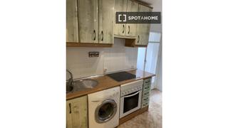 Rent Flat in Montserrat-Parque Empresarial. Piso de 3 habitaciones en alquiler en san fernando de henares, m