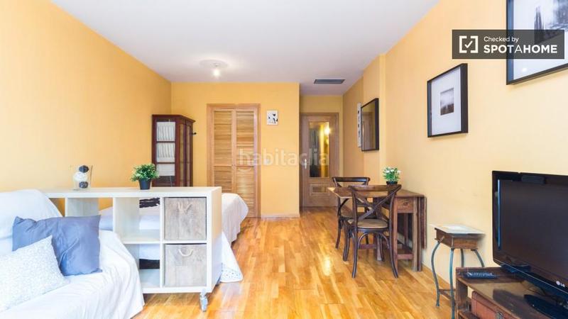 Foto 7c02e9e4-d01d-4722-8ef0-ef5e3c74c7b8. Alquiler piso estudio de 55m con aire acondicionado en alquiler en tetuán, en Madrid
