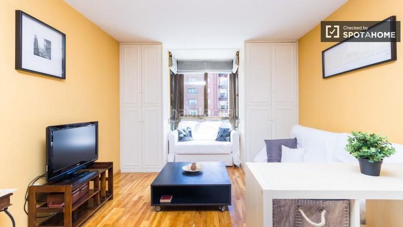 Foto e0ec61cb-28cd-41bf-8938-5c314e0de339. Alquiler piso estudio de 55m con aire acondicionado en alquiler en tetuán, en Madrid