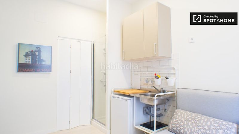 Foto c81ea857-9d3a-4ce1-8e07-066a935a1144. Rent flat with heating in Universidad-Malasaña Madrid
