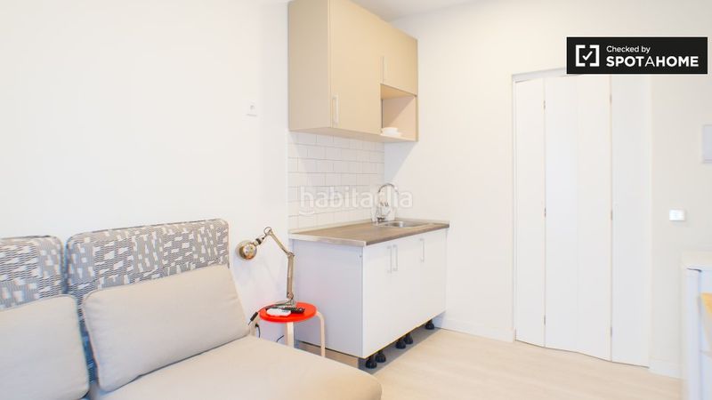 Foto ad56c227-6701-477e-9545-0592c8696cff. Rent flat with heating in Universidad-Malasaña Madrid