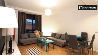 Lloguer Pis a Los Rosales. Moderno apartamento de 1 dormitorio en alquiler en villaverde, m