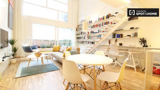Flat in Virgen del Cortijo-Manoteras