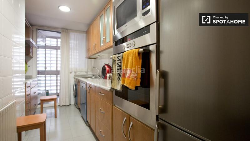 Foto 4cc92cd7-4867-4c02-9be7-7a8427e7fc1c. Alquiler piso amplio apartamento de 2 dormitorios en alquiler en usera, en Madrid