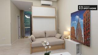 Location Appartement à Trafalgar. Estudio en alquiler en chamberí, madrid