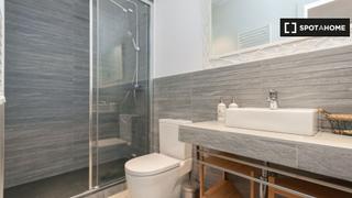 Location Appartement à Cortes-Huertas. Piso de 3 habitaciones en alquiler en cortes, madrid