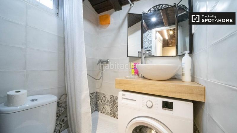 Foto 0d1e2f38-fbb9-4b17-8db0-ebd35da31a9c. Alquiler piso elegante estudio en alquiler en salamanca, . en Madrid