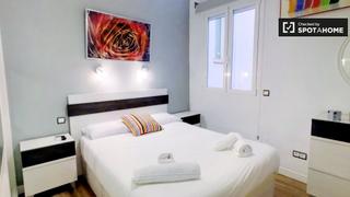 Affitto Appartamento in Embajadores-Lavapiés. Apartamento de 2 dormitorios en alquiler en embajadores, madrid