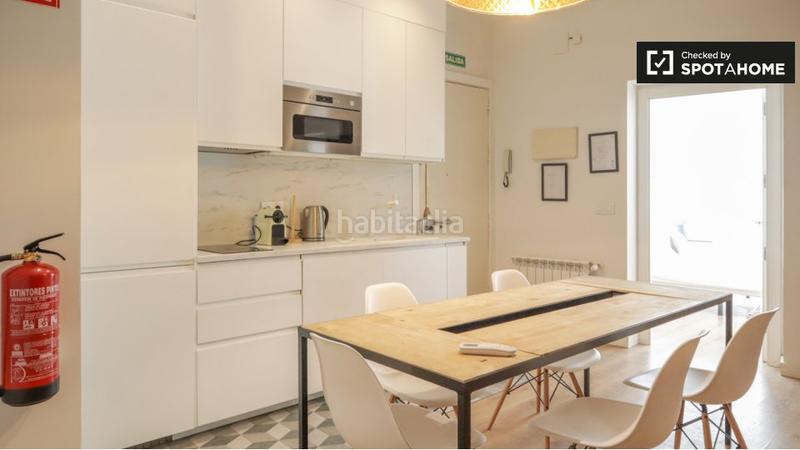 Foto 65cdb3b5-e589-444f-8a65-f9c971fa268f. Rent flat with heating in Cortes-Huertas Madrid