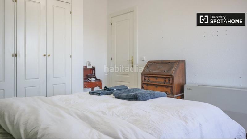 Foto b65be49a-496d-4808-ad4a-0cde16806a70. Alquiler piso apartamento de 1 dormitorio en alquiler en Peñagrande, en Madrid