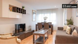 Miete Etagenwohnung in Pinar del Rey. Piso de 3 habitaciones en alquiler en pinar del rey, madrid.