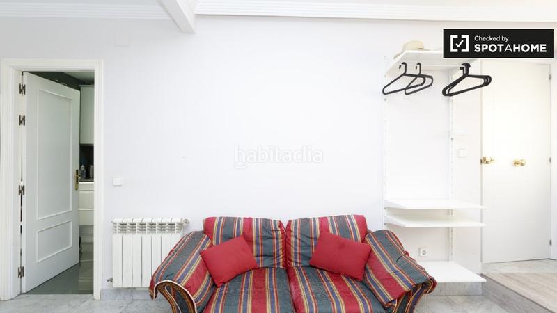 Foto 69a890e0-1561-48c3-8f35-05a51ed7a8ca. Alquiler piso acogedor apartamento de 1 dormitorio en alquiler en cuatro caminos, en Madrid