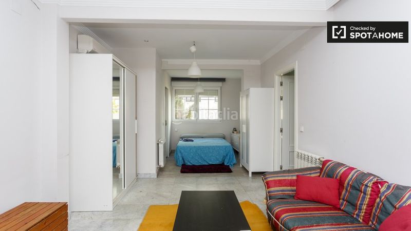 Foto 352d9e03-5f2c-488a-bd7f-c2e2a6d1172e. Rent flat with heating in Bellas Vistas Madrid