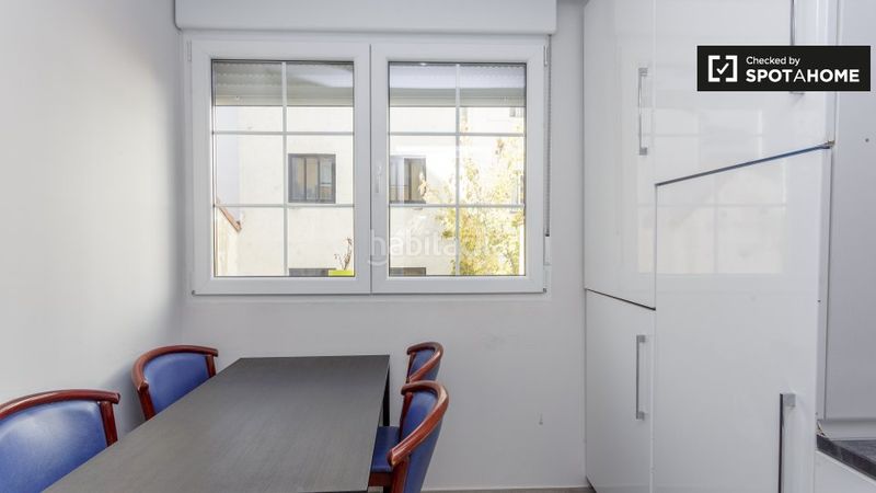 Foto b508db95-db50-46c2-b85f-884e551c8ba8. Rent flat with heating in Bellas Vistas Madrid