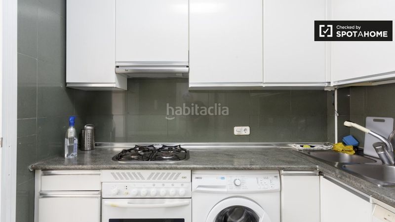 Foto e48dbfd2-f6d8-4bf1-b6fa-11f499c9bf68. Rent flat with heating in Bellas Vistas Madrid
