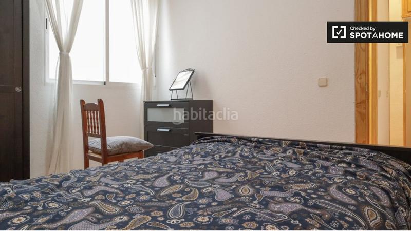 Foto 2db1ee4b-852f-40db-b19a-60fdac01e93c. Alquiler piso apartamento de 2 dormitorios en alquiler centro en Madrid