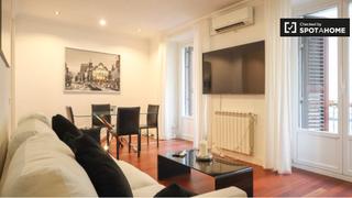 Affitto Appartamento in Cortes-Huertas. Apartamento de 3 habitaciones en alquiler en madrid