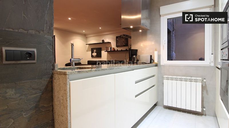 Foto f24c63b6-9083-4ff1-9d4f-dc474d50fa8f. Rent flat with heating in Argüelles Madrid