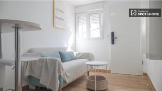 Rent Flat in Bellas Vistas. Piso de 1 dormitorio en alquiler en bellas vistas, madrid.