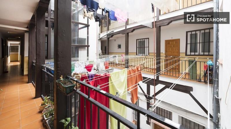 Foto 34a20745-497c-4b0d-9cf8-7d0a0d1337b9. Miete etagenwohnung mit heizung in Embajadores-Lavapiés Madrid