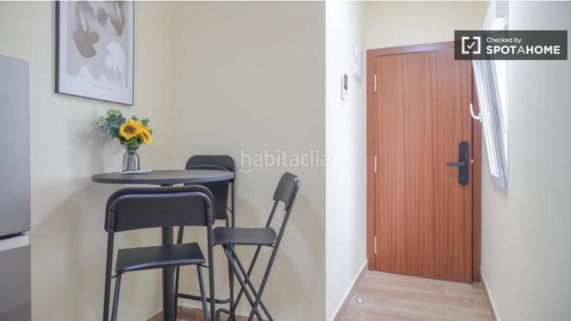 Foto 8cec51ef-ad86-47b0-b79d-94654bbbc8d0. Alquiler piso estudio en alquiler en Bellas Vistas, en Madrid