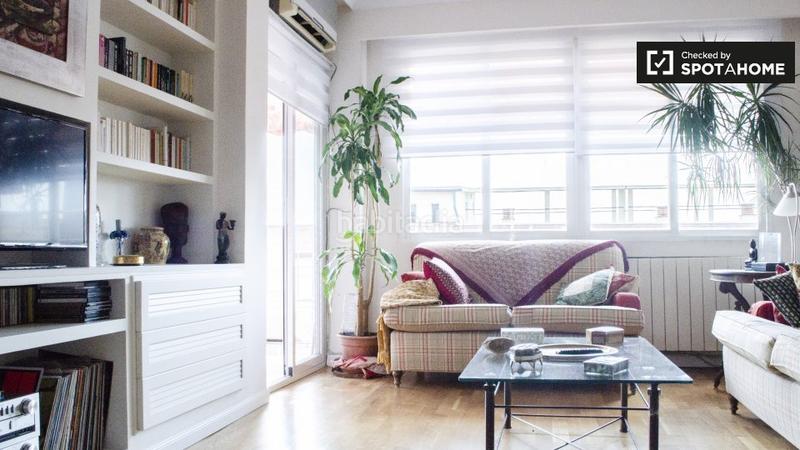 Foto 335cd85a-f309-4973-8718-708392348b91. Rent flat with heating in Estrella Madrid