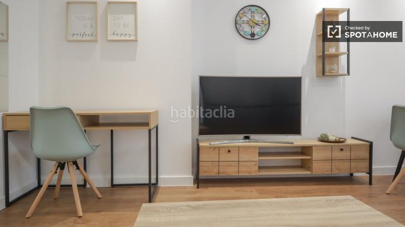 Foto bbf5bb69-e0ab-424e-9522-841201b8d7b3. Alquiler piso estudio en alquiler en Zofío, . en Zofío Madrid