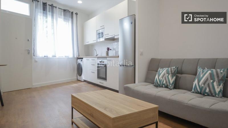 Foto 9db674db-b65a-4a5e-adb9-94c02cf4ccd8. Miete etagenwohnung mit heizung in Zofío Madrid