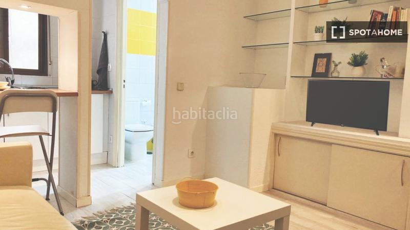 Foto 2db2fa74-dc53-4f53-80e7-ab686a58f814. Location appartement avec chauffage dans Acacias Madrid