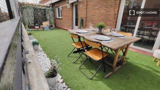 Rent Flat in Acacias. Ático soleado con gran terraza  3 dormitorios