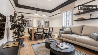 Lloguer Pis a Jerónimos. Apartamento de 3 dormitorios en alquiler en pacífico, madrid