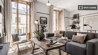 Lloguer Pis a Universidad-Malasaña. Apartamento de 4 dormitorios en alquiler en madrid.