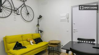 Affitto Appartamento in Chopera. Apartamento de 1 dormitorio en alquiler en delicias, madrid