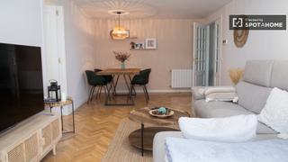 Alquiler Piso en Rejas. Apartamento de 2 dormitorios en alquiler en san blas, madrid